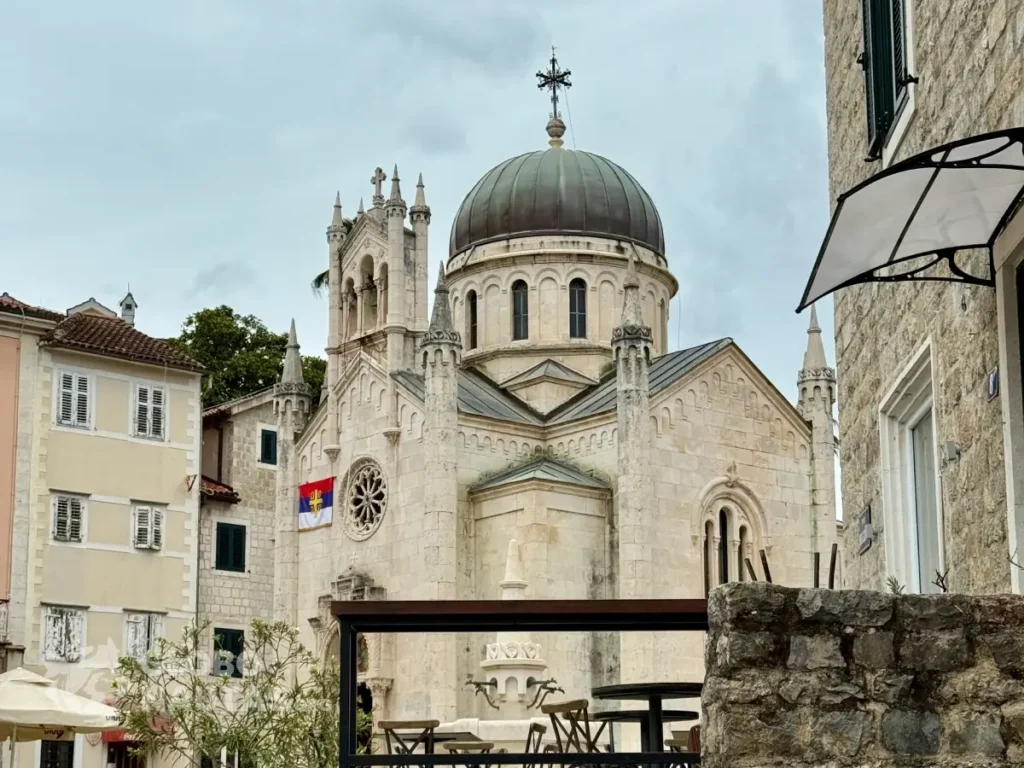 Herceg Novi, uno de los pueblos más bonitos en Montenegro
