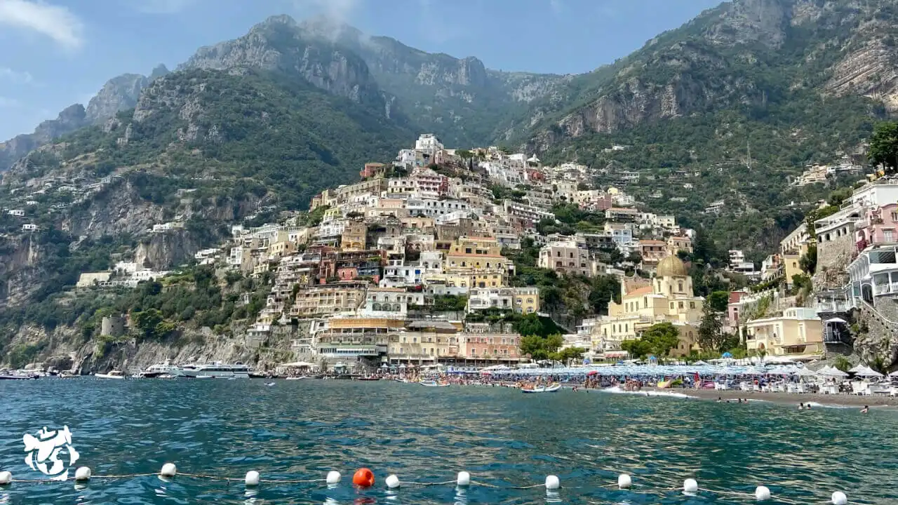 Vista de Positano desde el mar