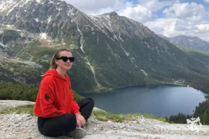 Lago Negro bajo Rysy, Morskie Oko. Rutas de senderismo en Zakopane