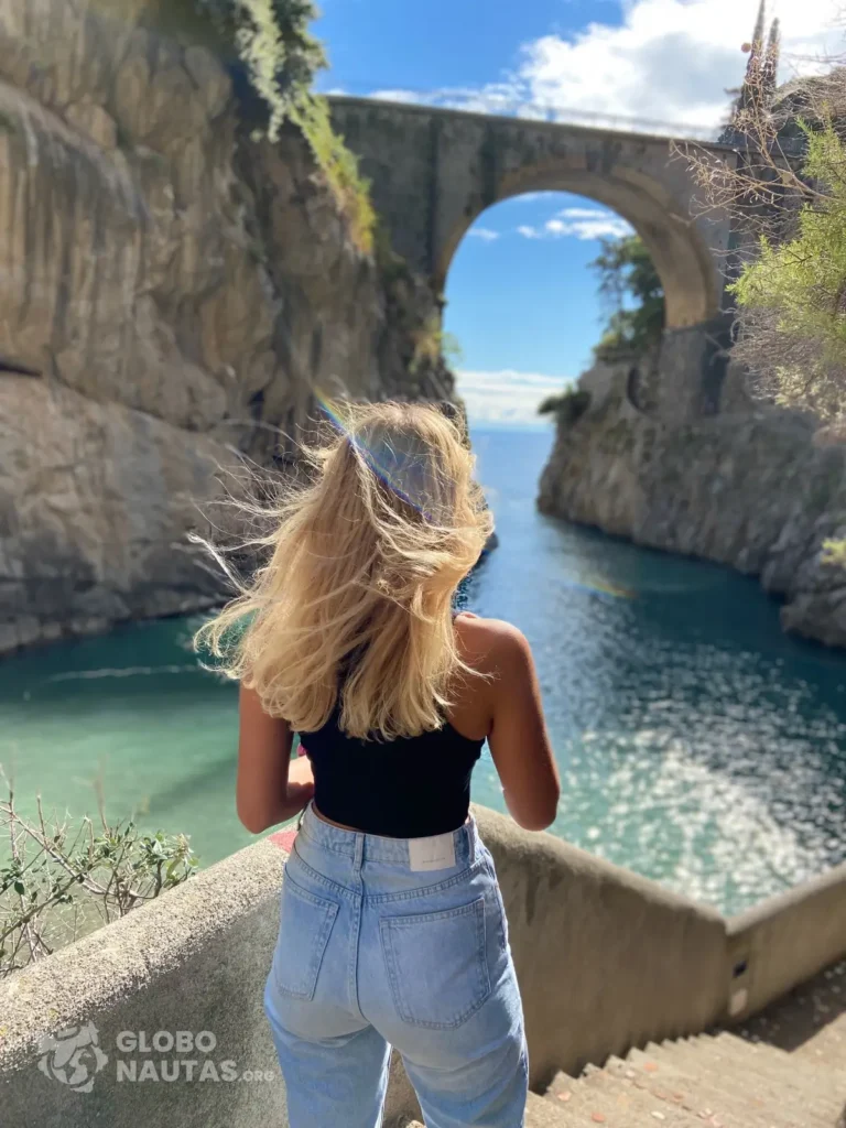Foto de la playa de Fiordo di Furore en la Costa Amalfitana