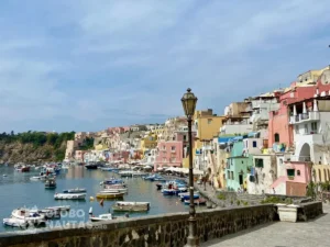 Marina di Corricella- el lugar más bonito de la isla Procida