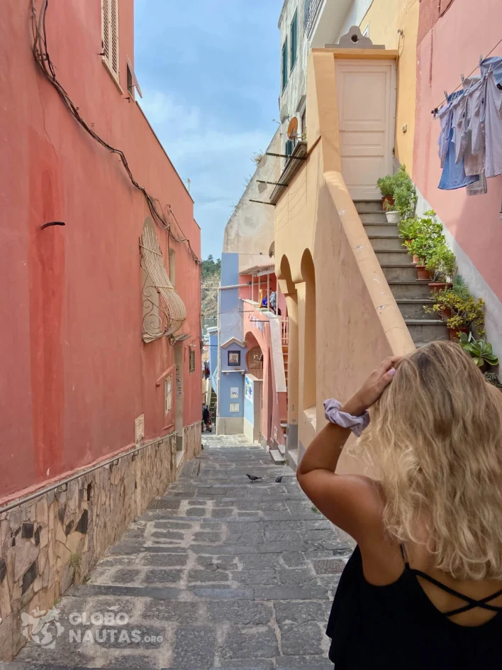 calles coloridas de Procida